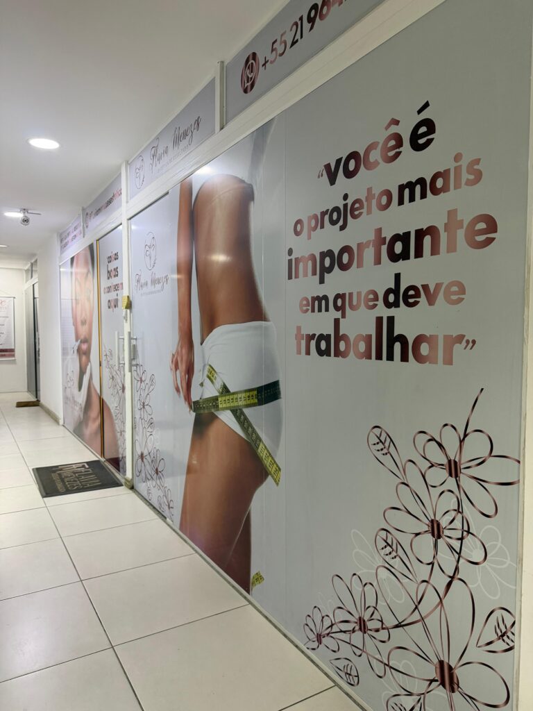 Espaço clínico — sala de atendimento principal